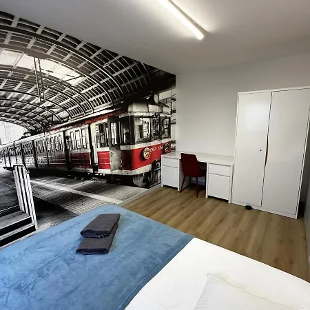 شقة Lotnisko Chopina Airport